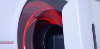 Che cos’è Infinity core Lighting sui monitor Samsung