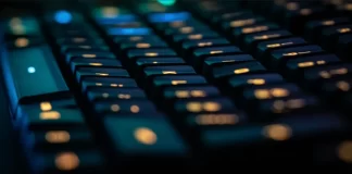 Come utilizzare due tastiere su un computer