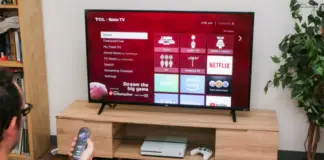 Come accendere la tua TCL Roku TV senza telecomando in 4 modi diversi