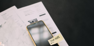 Come aggiungere una firma a un messaggio di testo su iPhone spiegato