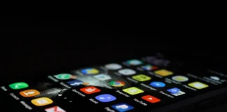 Come riparare lo schermo viola di Android spiegato