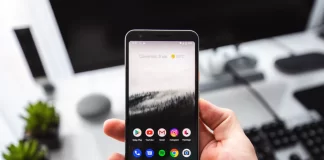 Come aggiungere una parola o una frase al dizionario della correzione automatica di Android