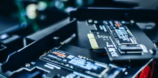 Qual è la differenza tra l’archiviazione eMMC e SSD?